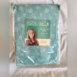 Pioneer Woman Tie Panel